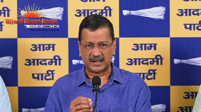 E20 पेट्रोल के खिलाफ सड़क पर उतरे केजरीवाल, PM आवास मार्च को पुलिस ने रोका; धरने पर बैठे AAP नेता